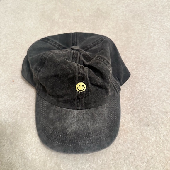Hat - Picture 4 of 4